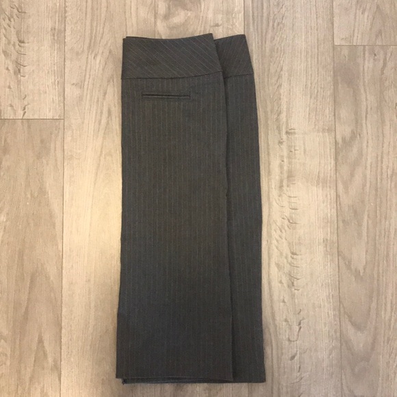 Forever 21 Grey Pinstripe Pencil Skirt - Picture 3 of 6